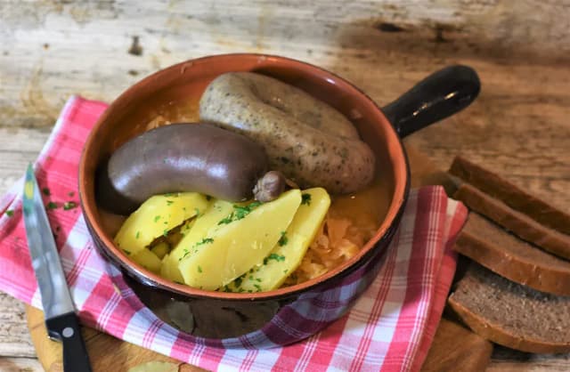 Ile soli do kaszanki? Odpowiednia ilość dla idealnego smaku